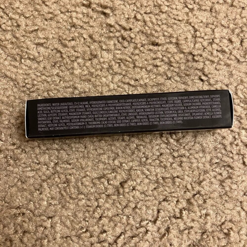 NWOT Laura Mercier Real Flawless Weightless Perfecting Concealer - 0N1 - Picture 6 of 6